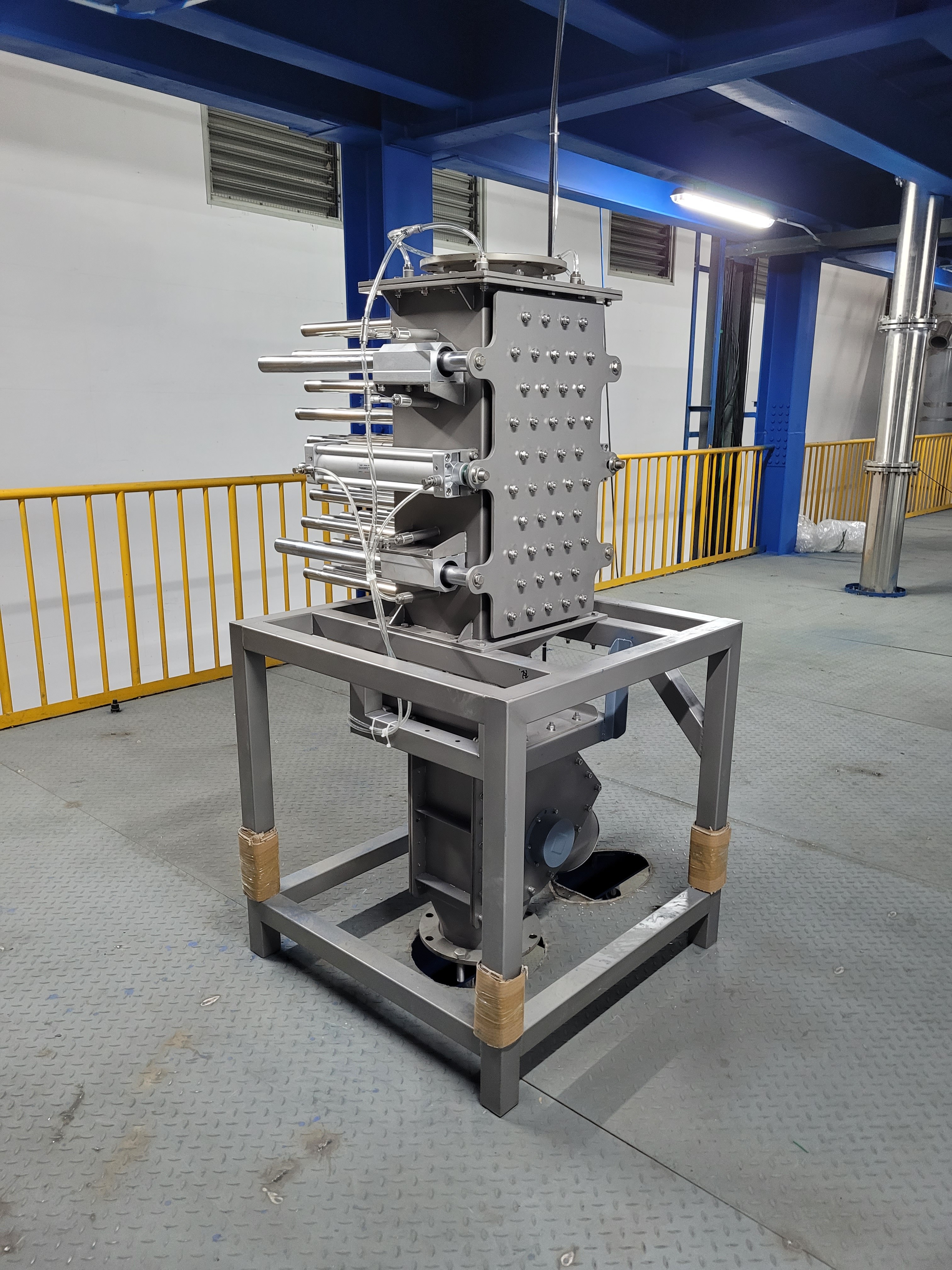 Farene ved jernurenheter i produksjon av chilipulver og nøkkelrollen til magnetiske separatorer